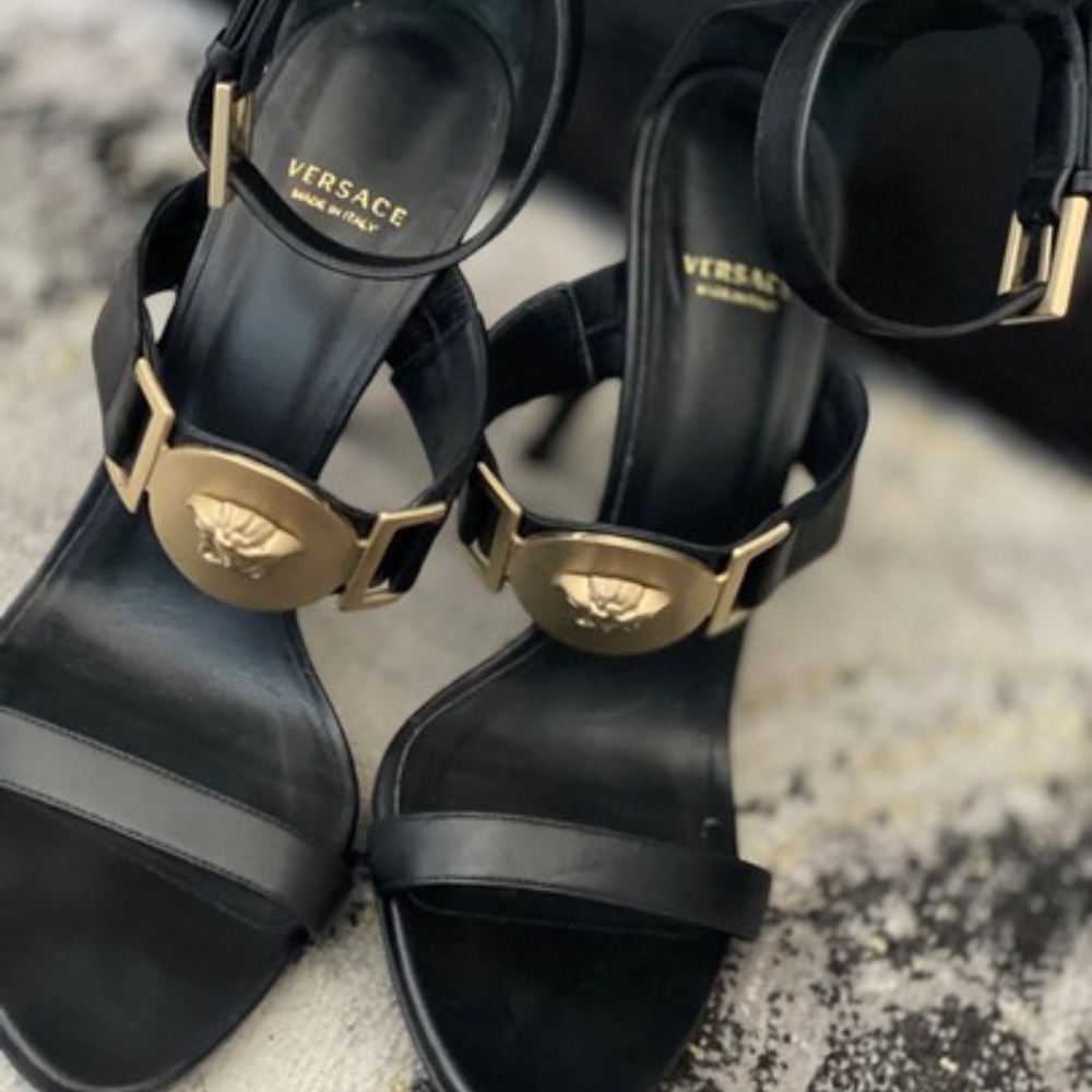 Slightly Worn - image 5